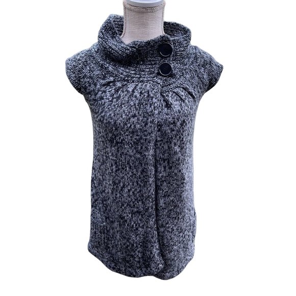Derek Heart Chunky Knit Cardigan‎ Sweater Juniors Size S Gray 2 Button High Neck - Picture 1 of 10